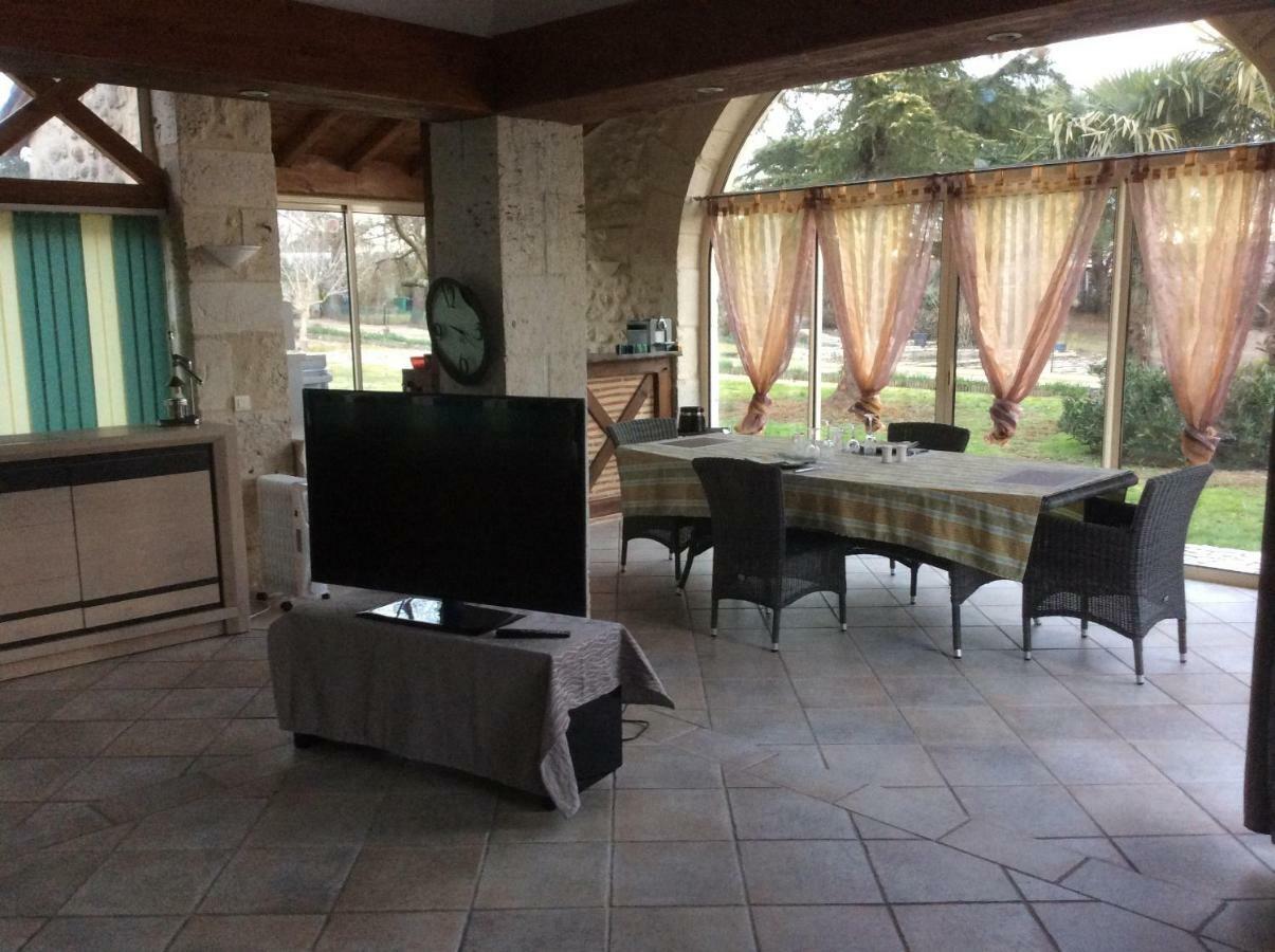 Gite Le Bois De Montpouillan Marmande Exteriör bild